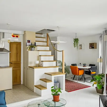 Apartment Dans Les Hauteurs Du Sacre Coeur !
